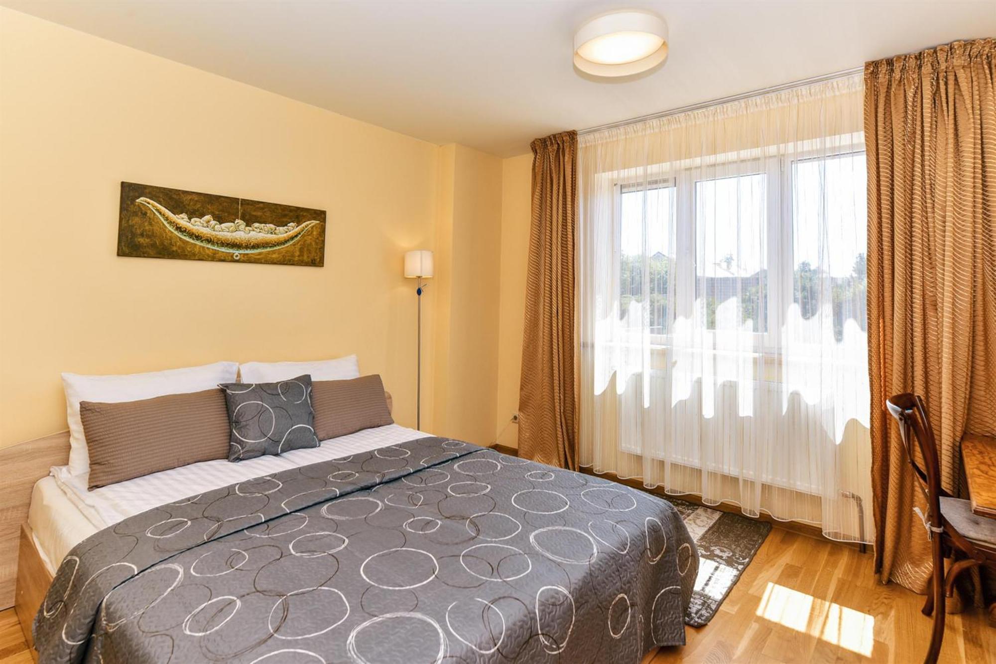Apartments Near The Sea Klaipeda Bagian luar foto
